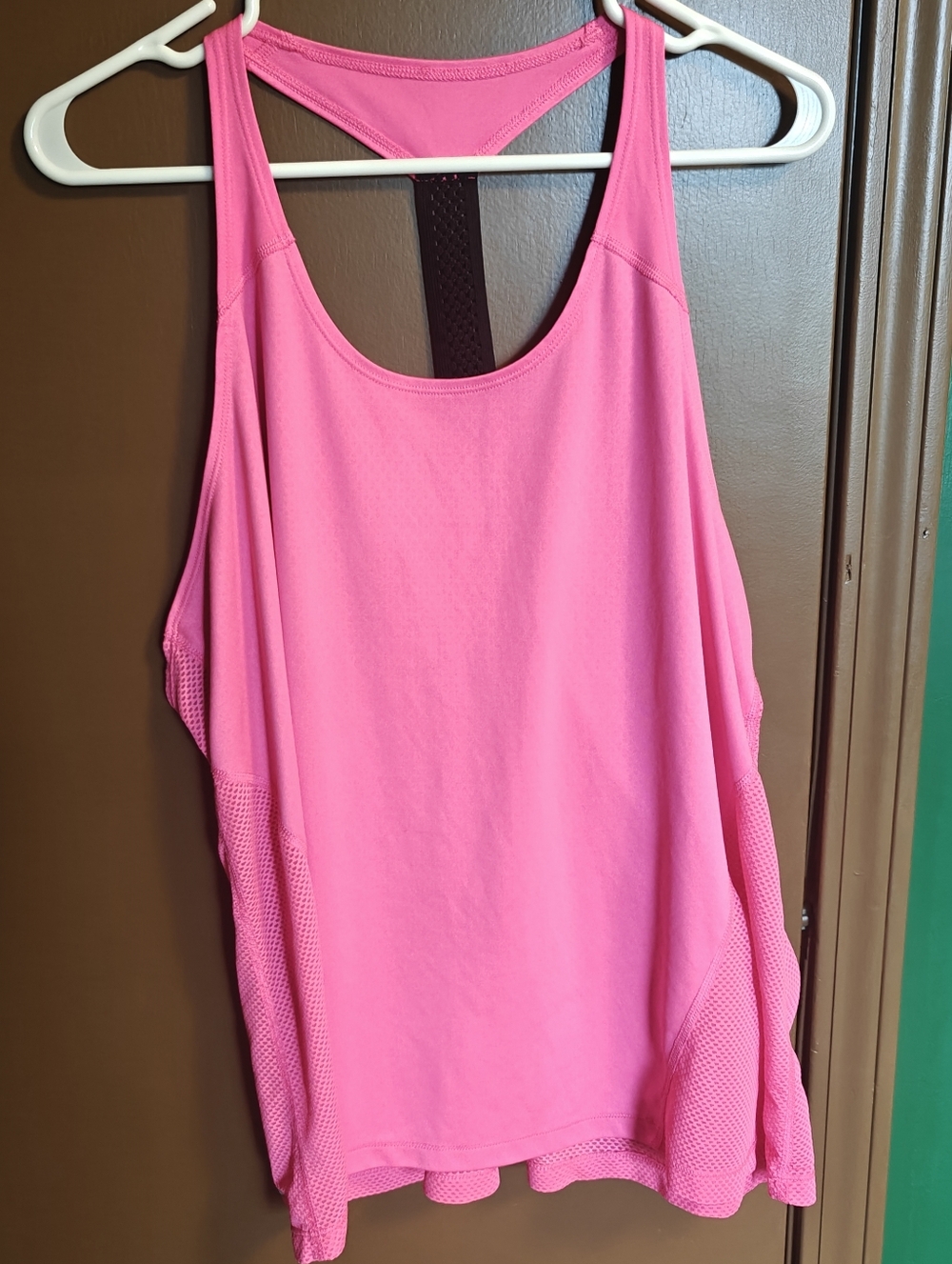 Danskin Now Semi-Fitted Tank & Shorts Workout Set - XXL